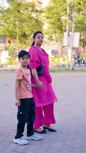 Mara Baap 10 Saal Baad Security Guard Banke Aaya | Alright