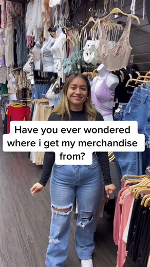 A tour of the Los Angeles fashion district. #honeyloveapparel #wholesale #lafashiondistrict #fashiondistrict #fashiondistrictla #losangeles #viral