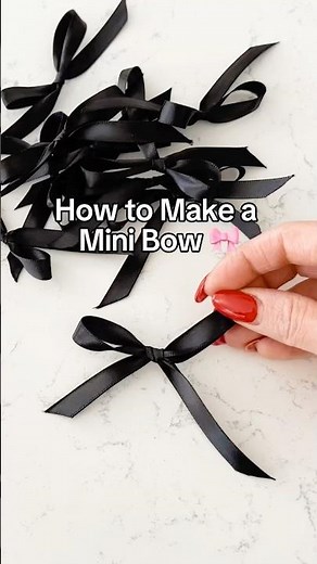 How to Make a Mini Balloon Bow | Easy Balloon Decor Tutorial 🎈✨
