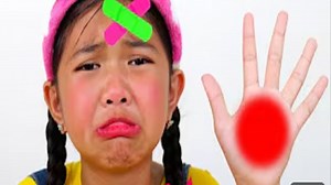 妈妈和珍娜的《Boo Boo Song》| 童谣和儿童歌曲