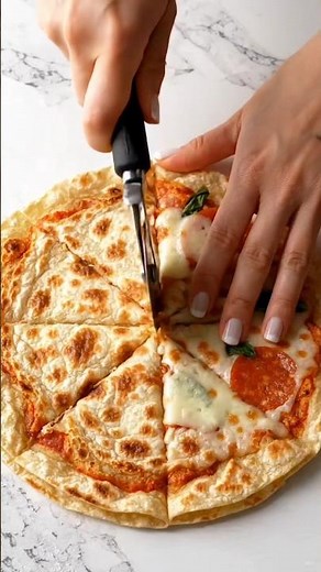 How to make 10-Minute Pizza Quesadillas! 🍕