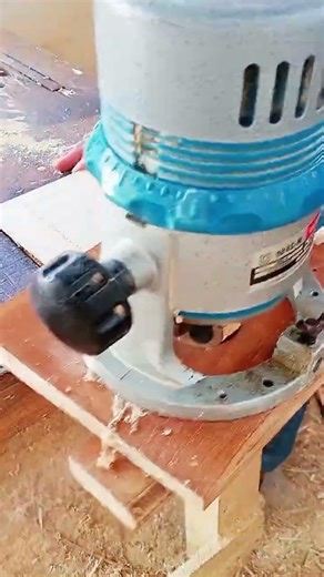 Pro Woodworker: Panel Routing Techniques #wooddesigner #wood