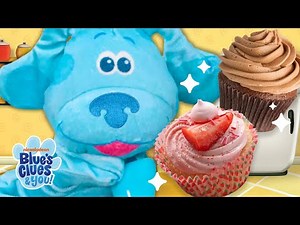 Blue Bakes Cupcakes For Her Friends! 🧁 | Blue's Bakery | Blue's Clues & You!