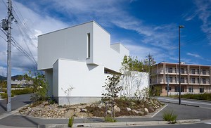 fujiwaramuro architects: house in minoh, japan