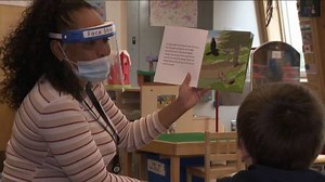 Ontario education workers negotiating pay