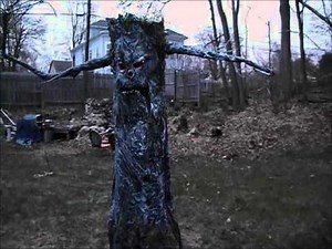 Animated Haunted Halloween Trees by: MADMAT