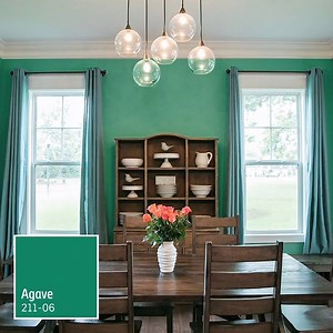 9.9K views · 114 reactions | ¡Prepárate para las fiestas patrias con un color muy mexicano! Si tu comedor cuenta con muebles de madera, conseguirás un estilo rústico. | Comex | Facebook