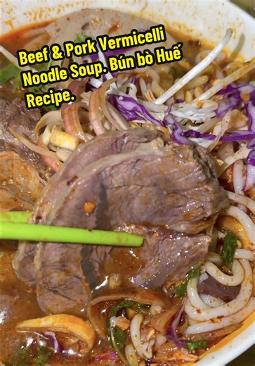 Bún bò Huế Recipe | Vietnamese Beef & Pork Vermicelli Noodle Soup. Recipe: 2 Lbs of Pork Hock 1 Lbs of Pork Trotter 1 Lbs of Beef Tendon 2 1/2 Lbs of Beef Bones 2 1/2 Lbs of Beef Shank Pork Ham | Chả lụa Shrimp Paste | Mắm tôm Pork Paste | Giò Sống Pork Blood Cakes | Huyết Vermicelli Rice Noodles (XL) Fish Sauce (1/2 Cup) Rock Sugar Lemon Grass (4-6 Stalk) Salt 🧂 9 QT of Water Ice 🧊 Water Sa Tế Chili Oil Sauce 🔥🌶 3/4 Cup of Vegetable Oil 1/2 Cup of Minced Lemon Grass 1/4 Cup of Minced Garlic