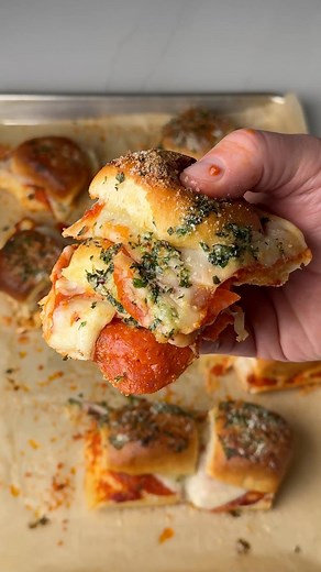 Pizza Sliders | Burnt_Pellet_BBQ
