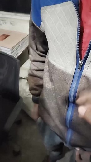 Chandi ka peice by mistake shirt m gir gya. . . #entertainment #funny | Indiansoninternet: Epic battles