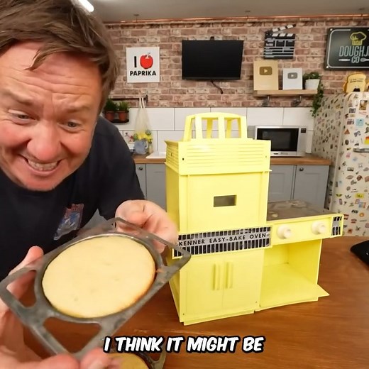 Straight From 1969 🤣 | Barry Lewis