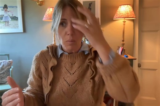 Ana Boulter - 1.6 Million Say NO- Digital ID in Crisis Whilst Lifting 2 Child Cap Could Have A Hidden Agenda... The UK government is under fire again after today’s budget meeting. Ministers are spinning figures to make policies look good, but parents and families are being left behind. Concerns are growing about unfair impacts on Muslim communities, and anger is mounting as Tony Blair’s son, Euan Blair, is linked to the digital ID rollout. With 1.8 million people signing the petition against dig