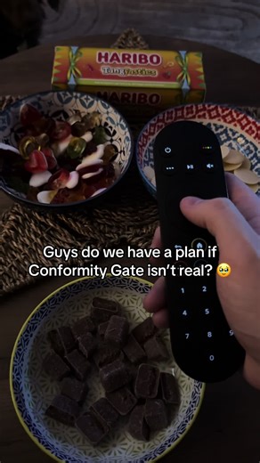 Conformity Gate is real… right? 😐 #conformitygate #strangerthings #ST5