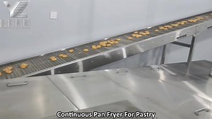 Continuous Pan Fryer For Pastry #pastry #fryer #bakerymachine #foodmachine | Ying Machinery
