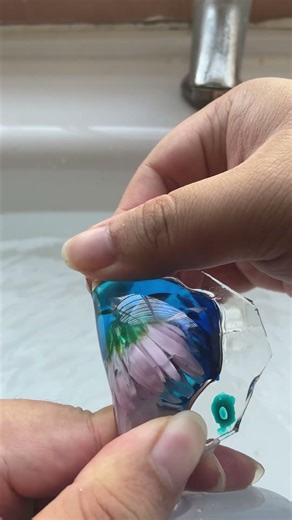 Cut nano tape into your favorite water balloons#satisfying #nanotape #creative #handmadeflowers