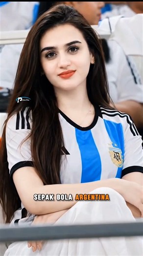MENIT KE-10 DIHENTIKAN! Satu Stadion BERDIRI UNTUK MESSI