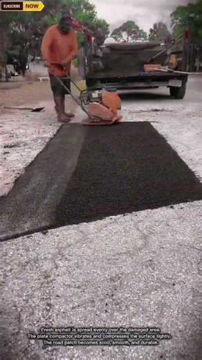 Heavy-Duty Plate Compactor for Asphalt Leveling and Surface Densification in Road Repair Projects