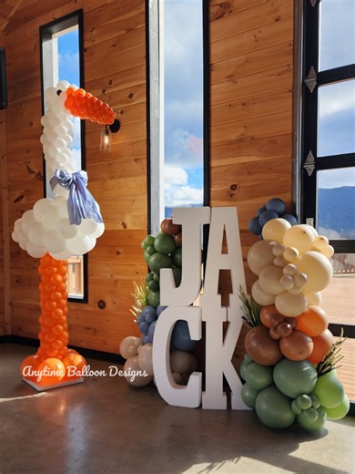 What fun it was to create this 8' stork for the sweetest baby shower. #babyshowerdecorations #seviervilleballoons #pigeonforgeballoons #gatlinburgballoons ##smokymountainevents
