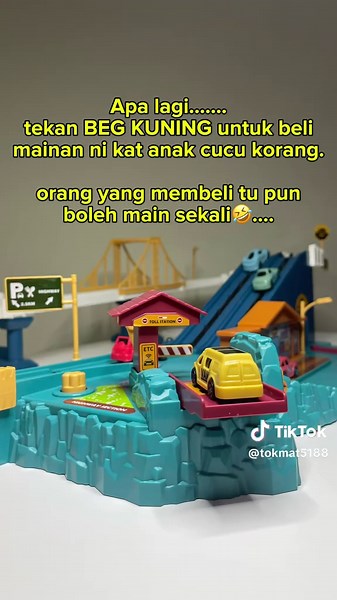 Part 1: Mainan kereta Highway Service Station Rail Track Set. Boleh sambung dengan dua lagi rail track - Nantu atok tunjuk dalam video seterusnya. #toys #toysforkid #railroad #track #car #parkinglot #homkey