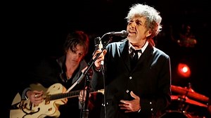 Bob Dylan Covers Tom Petty's "Learning to Fly": Watch