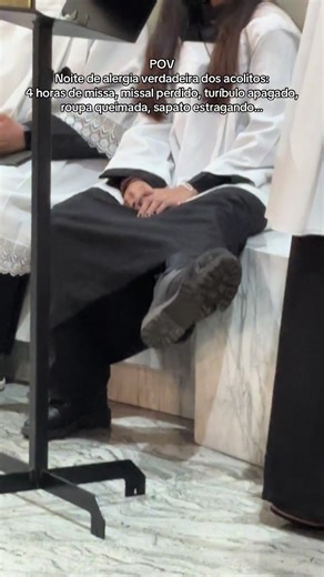 Noite de alegria verdadeira ✨🙌🏼 #catolicos #acolitos #fyp #semanasanta #meme