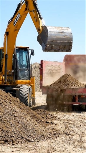 🚜 JCB Loading tempo Full Power 💪 😱| Amazing Machine Work #construction #trending #viralvideo #jcb