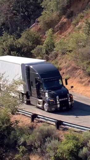 National Truck Driver Appreciation Week is one of our favorite times of the year because it’s all about celebrating the heroes who keep our world moving. 🚛 At the Kenly 95 truck stop, we brought the Mack Hotel to life inside the all-new Mack Pioneer. Drivers enjoyed hot meals, coffee, massages, and something even more important—a chance to rest and share stories from the road. Everything we build is #DrivenByHeroes, and the Mack Pioneer and Anthem are proof: designed with comfort, space, and pe