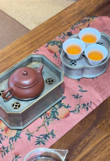 Handmade teapots like works of art 🫖 are great#tealove #gongfutea #tiktokshop #teapot #asmr