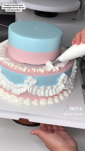 #Capcut Gradient double-layer candlelight dinner theme cake decoration#tiktok #fouryou #cake #beautifulcake #diycake