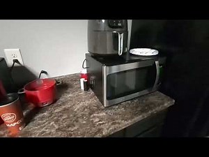 Hamilton Beach 0 9 cu ft 900W Microwave Oven Review