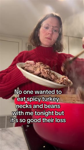 Delicious Spicy Turkey Necks and Beans Recipe