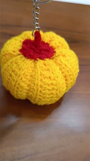 🎃 Handmade Crochet Pumpkin Keychain | Easy DIY Yarn Craft❤️