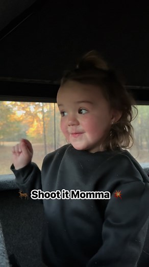 2.3M views · 54K reactions | Rains first hunt of the year! 浪 Shoot em momma!! She cracks me up! 藍 歷 #deerhunting | Brandi Leigh Eubanks | Facebook