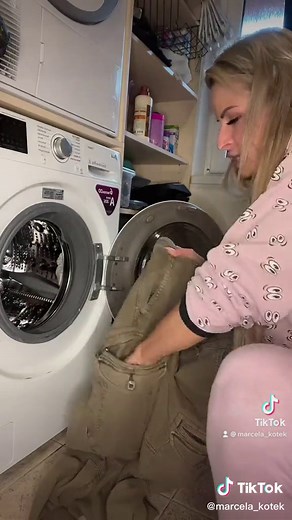 #czech #domaci #prace #pracka #peníze #manzel #sluzka #money #laska #prachy #nejsou #vsechno #forfun #hlavneseztohoneposrat