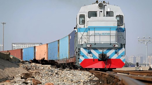 Putin deploys ‘Tsar Train’ with freight cars to stop counterattack