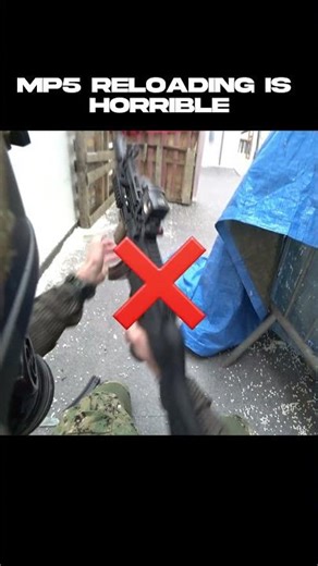 mp5 reloading is horrible #airsoft #airsoftcqb #warzone #paintball #fakegun #gaming #callofduty #cod