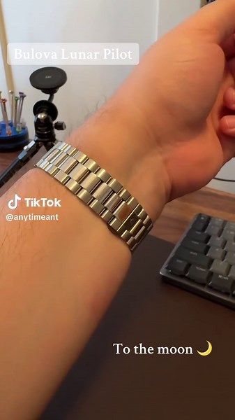 Wearing the Bulova Lunar Pilot blue panda for today’s #wristwhiplash. The lunar pilot is the first moon watch I purchased. Before the 2 moon swatches, and I consider this much more a moon watch than those, even though I like them all. Now yes, the omega Speedmaster first omega in space is still a grail for me, and I will get one, I don’t think I’ll ever get rid of the Bulova. Look at those hands sweep the dial. The precisionist movement in this watch is mesmerizing, I haven’t had to set it once 