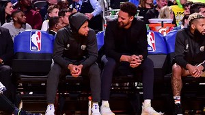 When do the Warriors expect Klay Thompson to return?