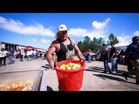 1000 Pound Crawfish Feast!