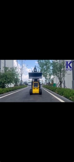 Skid Steer Loader Live Demo: The loading bucket can be flexibly raised and rapid Movement