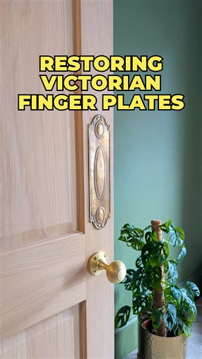 Do you think these Victorian finger plates were worth saving? #victorianhome #periodproperty #restorationproject #homerenovation | sharnshouse