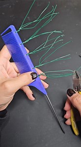 Retro Mystery Crew Hair Comb 🔍👻 The first character of a whole spooky scene, 3D sculpted on a hair comb. | Temika S