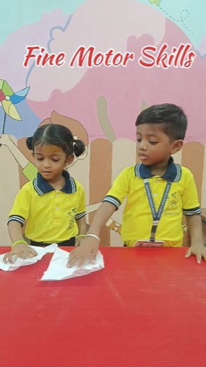 Alphicskidsparadise on Instagram: "" Paper Crumpling Activity " In this activity where the kids were provided with pre-cut rectangular papers. Then they ​squeeze ,crumple ​and crush the papers to make small paper balls.This activity involves coordinating the action of the eyes and hands together known as eye ​- hand coordination Alphics follows OXFORD SYLLABUS Best place for your kids early education 📌Day Care 📌Play School 📌Preschool Every child has a UNIQUE STORY We help them to CHERISH IT ✨