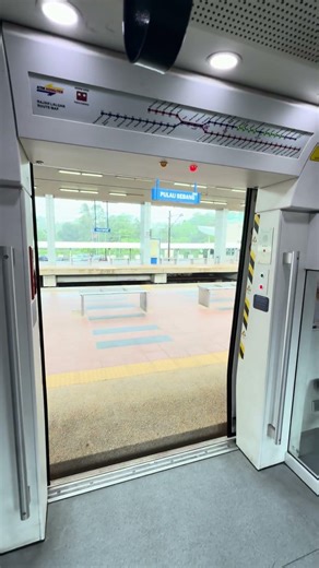 KTM Class 92 door opening (manual) & closing.