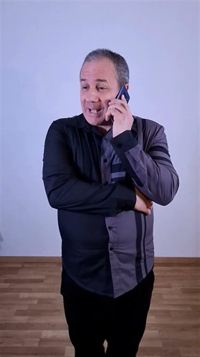 AI Phone Call: Human or Machine?