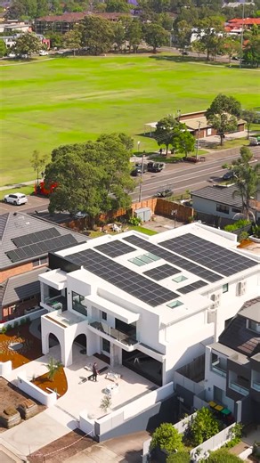 EME Roofing on Instagram: "The best builders know that seamless coordination delivers the best results. For this large-scale project, our team managed both the metal roofing and architectural cladding, bringing every element together under one roof. When one team handles it all, you’re not stuck managing multiple trades, instead you can lead a project that stays on schedule and delivers consistency across every detail. That’s the value of partnering with specialists who understand high-end const