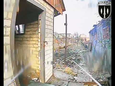 ☠️🔥 This is another series of powerful strikes from SIGNUM pilots in the Liman direction!