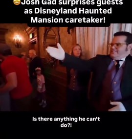 Josh Gad appeared at Disneyland as a Haunted Mansion caretaker! How fun is this?!