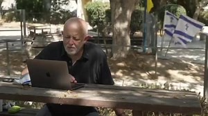 Wittness former U.S. Green Beret Anthony Aguilar - Israeli forces fired artillery tank rounds and mortar rounds into crowds of unarmed, starving Palestinians aid sites in Gaza. “I witnessed war crimes,” “indiscriminate” and “the worst brutality” he’s seen in his life. | Australians for Assange