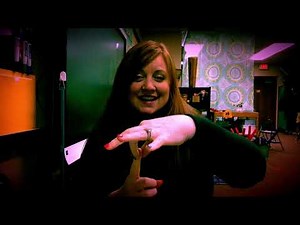 Quaver You-Nique American Sign Language (ASL)